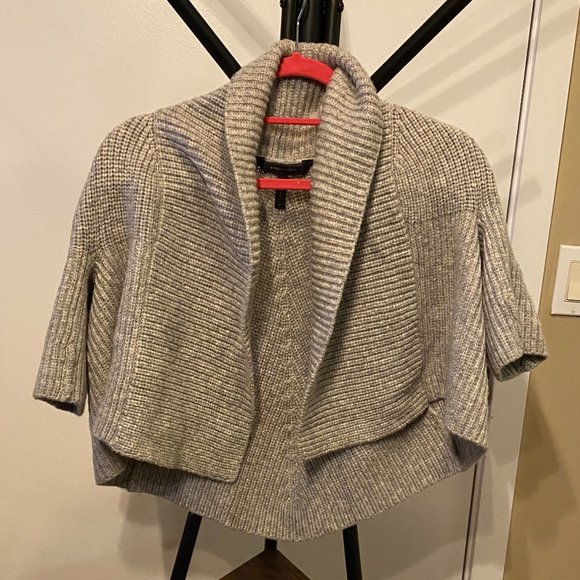 ❤️4/$40 SALE! ❤️ BCBG MaxAzria Shrug - Picture 2 of 5